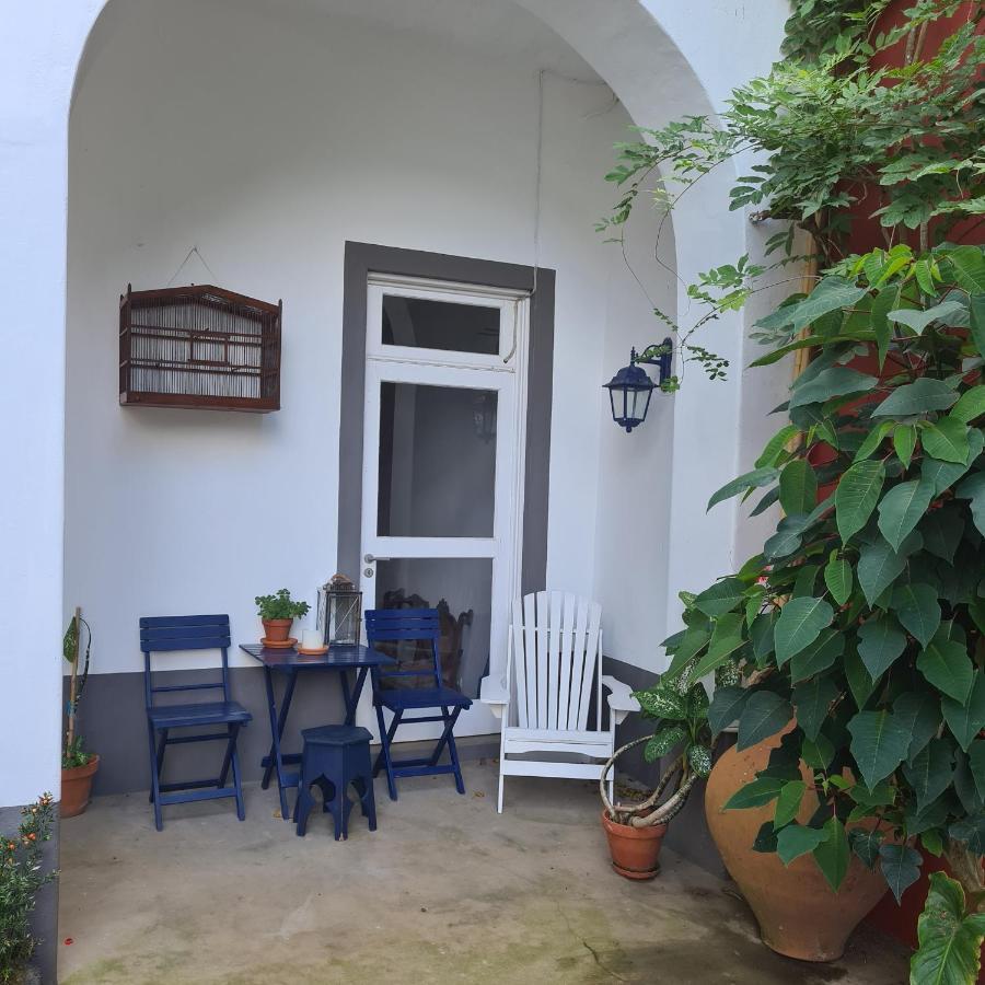 شقة Casa Vitoriana Ponta Delgada المظهر الخارجي الصورة